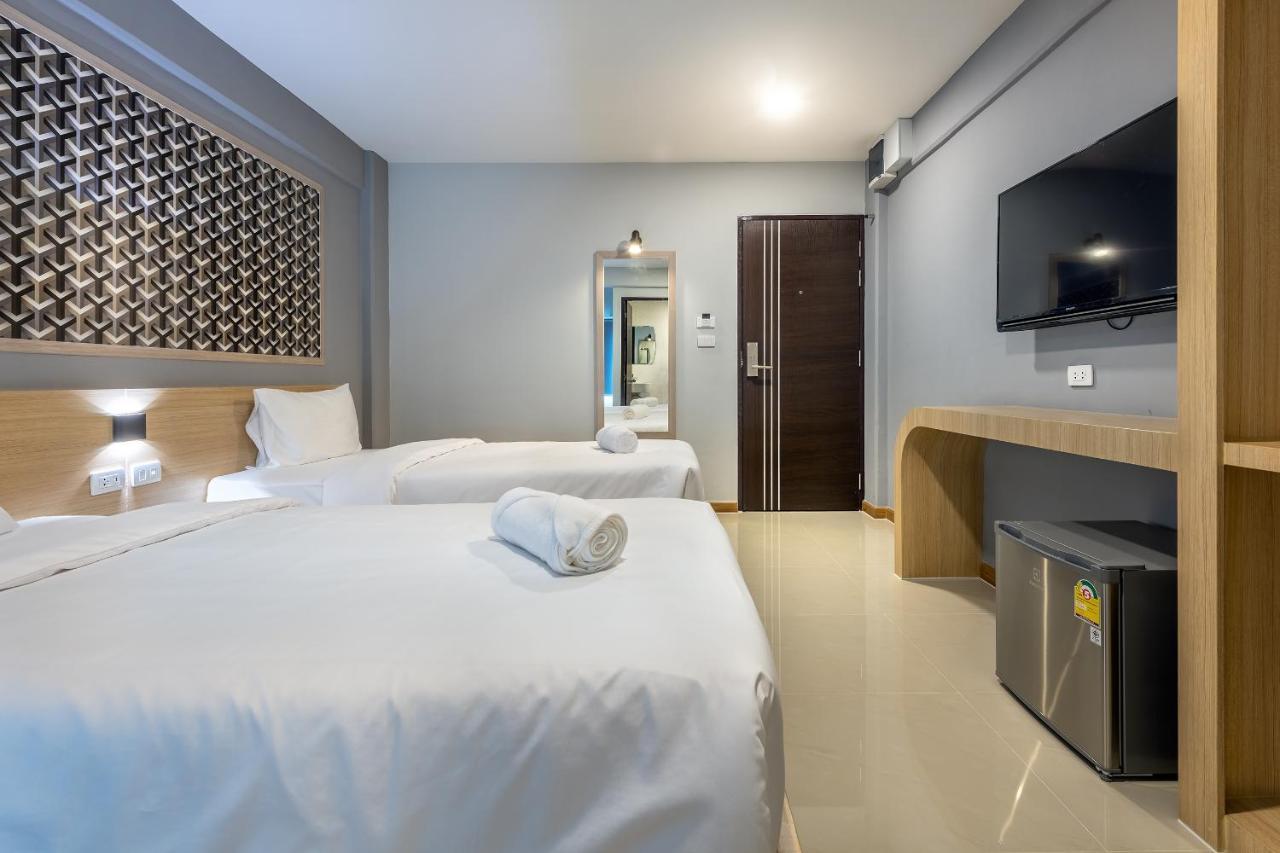 Plaai Play Hotel Rayong Bagian luar foto