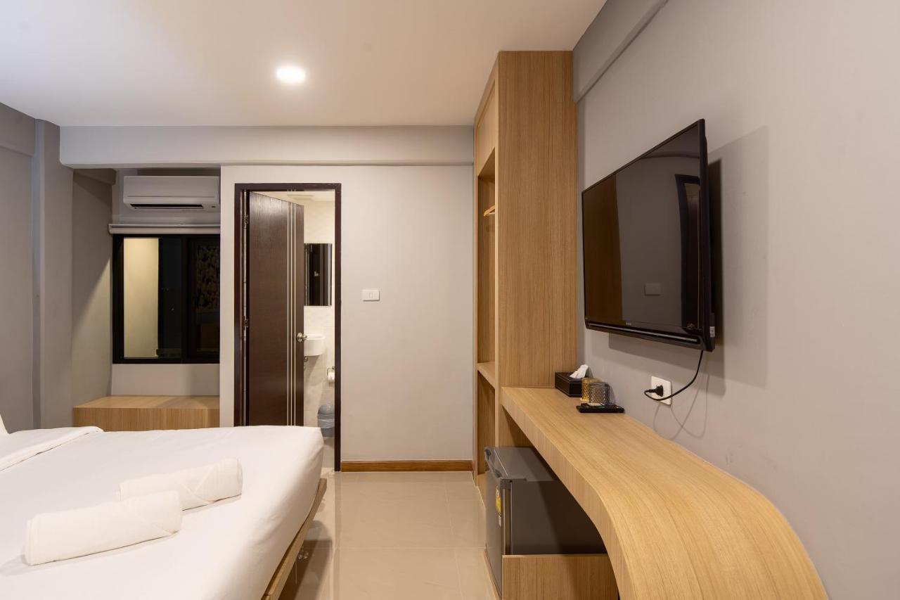 Plaai Play Hotel Rayong Bagian luar foto