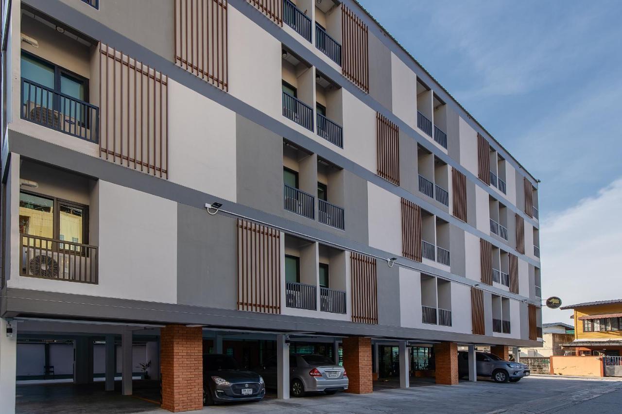 Plaai Play Hotel Rayong Bagian luar foto