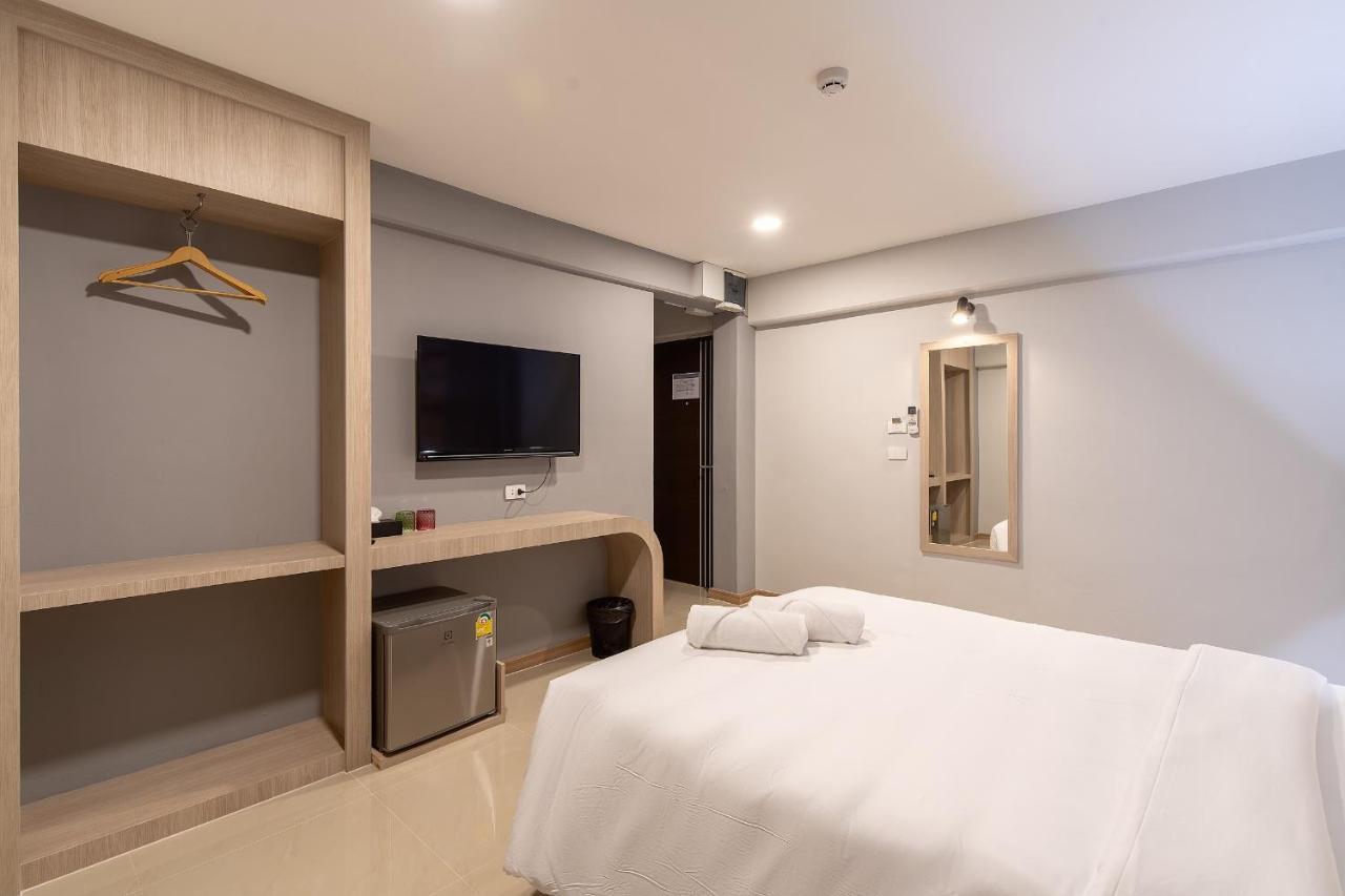 Plaai Play Hotel Rayong Bagian luar foto